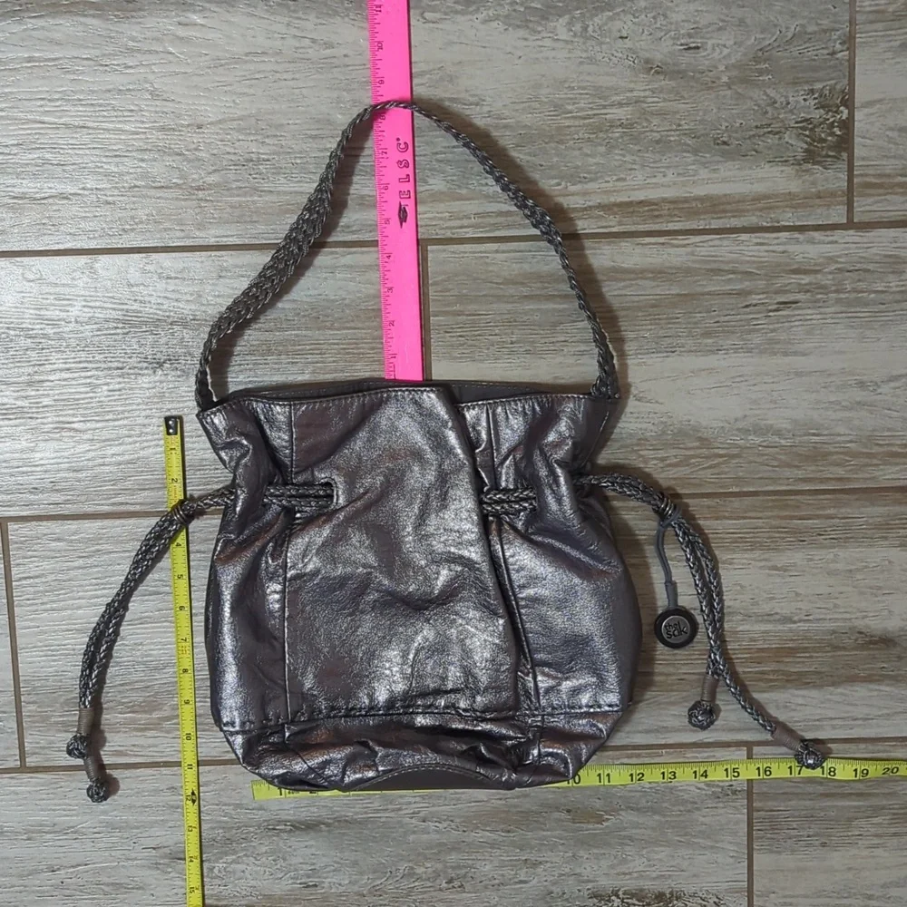 The Sak Metallic Silver Leather Shoulder Bag - Picture 5 of 5